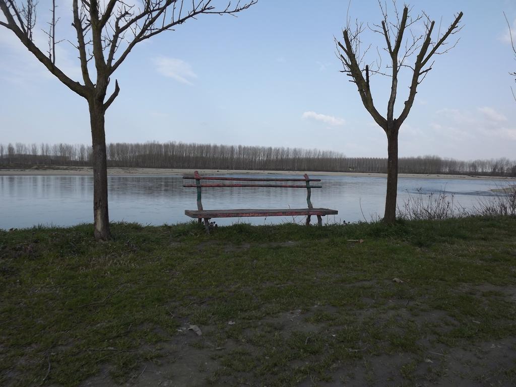 Вилла Agriturismo Cascina Nuova Валенца Экстерьер фото